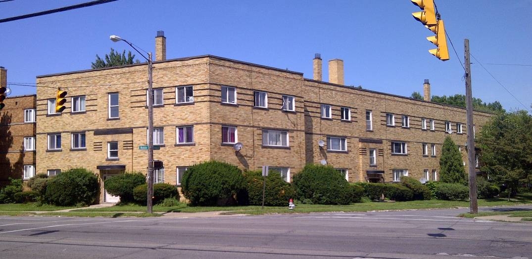 Elmwood Apartments in Cleveland Heights, OH - Building Photo