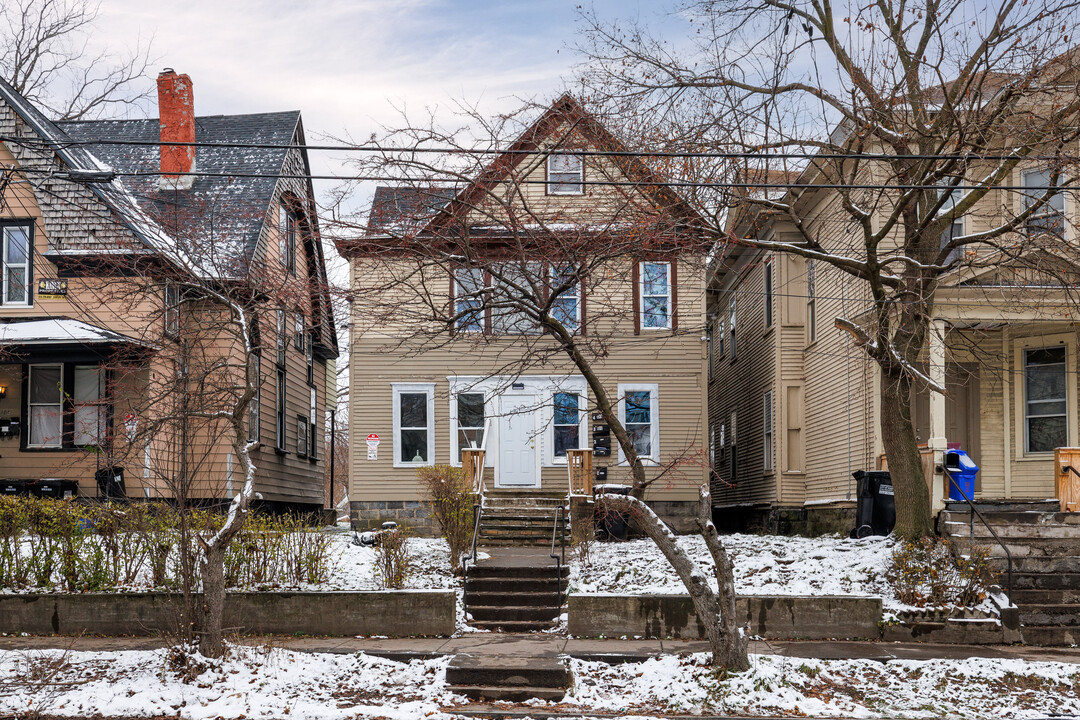 1104 Butternut St in Syracuse, NY - Foto de edificio