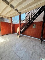 120 N 4th St in Allentown, PA - Building Photo