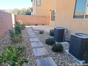 10416 Scotch Elm Ave in Las Vegas, NV - Building Photo - Building Photo