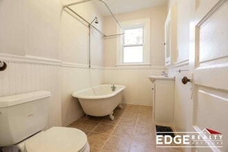 33 Palmer St, Unit L in Waltham, MA - Foto de edificio - Building Photo