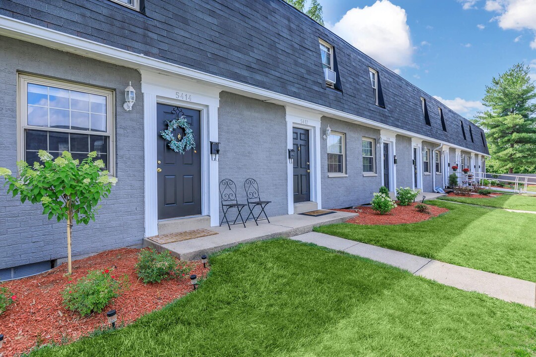 Townhomes at Blendon in Westerville, OH - Building Photo