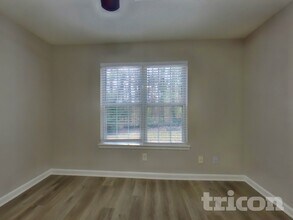 5021 Meadow Trce in Fairburn, GA - Building Photo - Building Photo