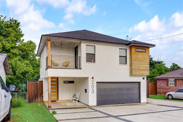 203 S Cockrell Hill Rd in Dallas, TX - Foto de edificio
