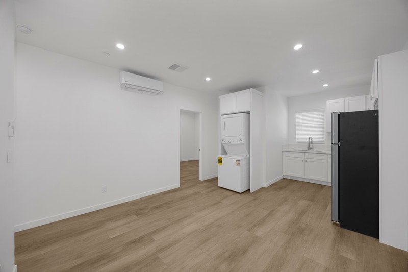 308 N Catalina Ave in Redondo Beach, CA - Building Photo