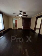 404 W 1st St in Pittsburg, KS - Building Photo - Building Photo