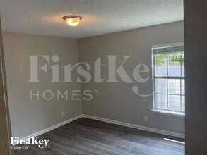 12330 York Harbor Dr in Jacksonville, FL - Building Photo - Building Photo