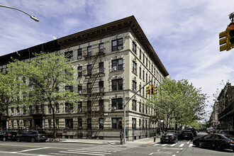 611 W 180th St in New York, NY - Building Photo - Building Photo