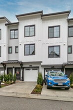 7967 197 St in Langley, BC - Building Photo - Building Photo