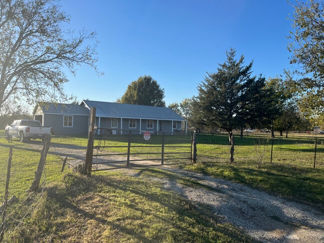 7338 SE County Rd 3050