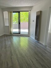 1016 Pacific Ave, Unit Pacific Avenue in San Jose, CA - Building Photo - Building Photo