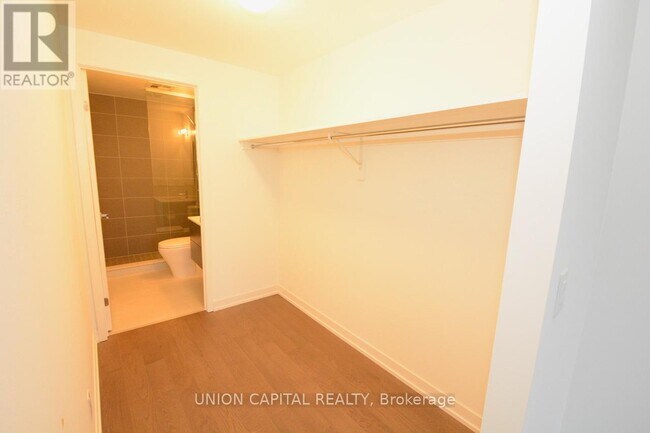 530 Indian Grove in Toronto, ON - Building Photo - Building Photo