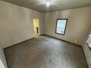 728 Kane St in Aurora, IL - Building Photo - Building Photo