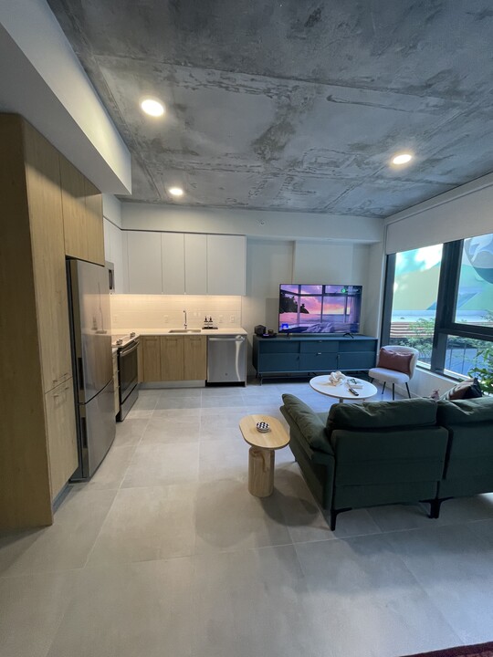 153 NW 31st St, Unit S in Miami, FL - Building Photo