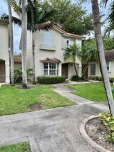 706 NW 108th Terrace in Pembroke Pines, FL - Building Photo - Building Photo