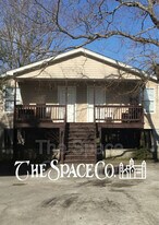 1906 Norwood St in North Charleston, SC - Building Photo