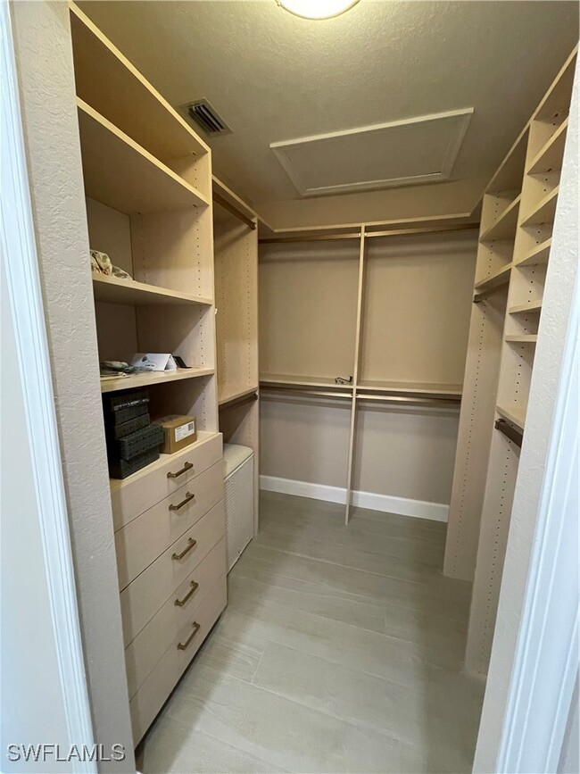7046 Barrington Cir in Naples, FL - Building Photo - Building Photo