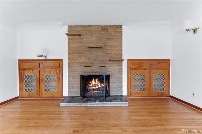 9127 Lake Rd in Grosse Ile Township, MI - Building Photo - Building Photo