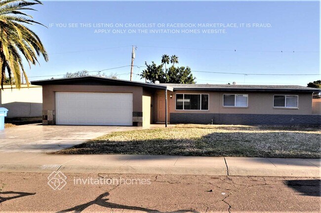 property at 3131 W Surrey Ave