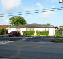 1813-1817 NW 55th Ave Apartments