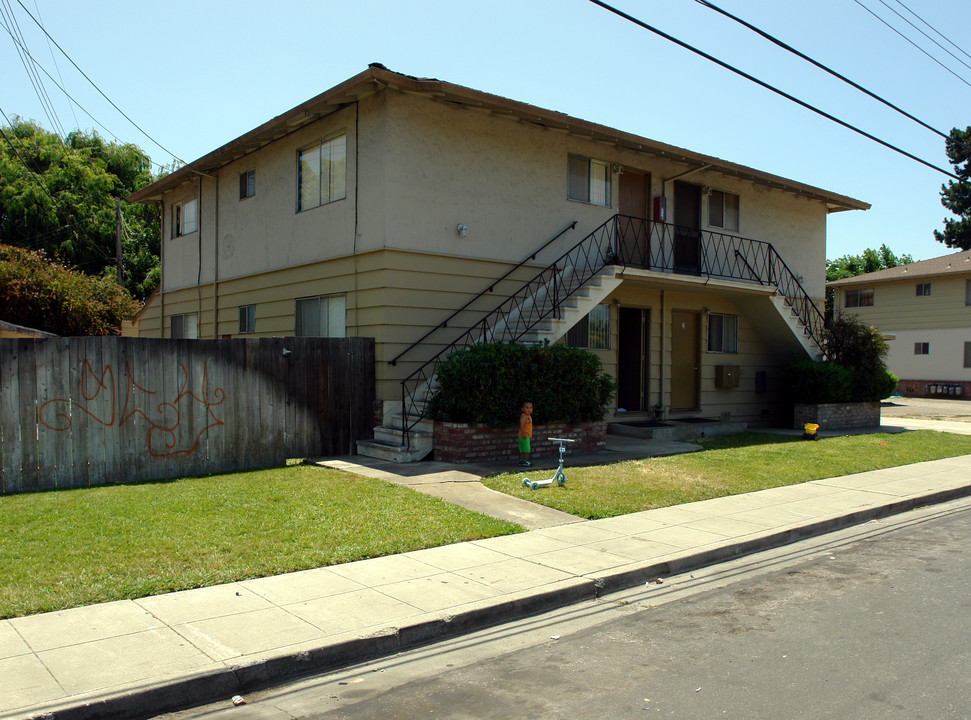 1383 Calabazas Blvd in Santa Clara, CA - Foto de edificio