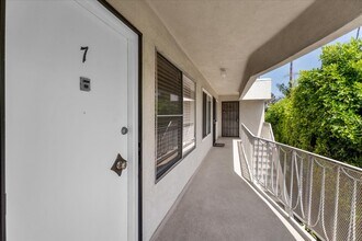 934 6th St in Santa Monica, CA - Building Photo - Building Photo