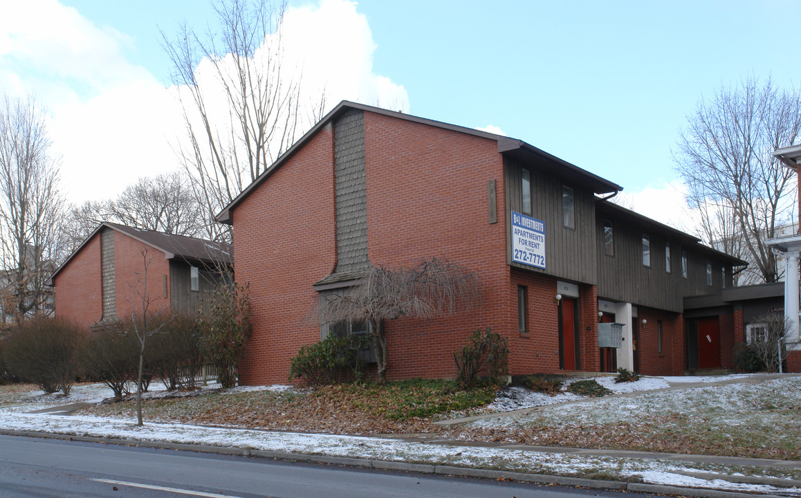 Biscayne Townhomes in State College, PA - Building Photo