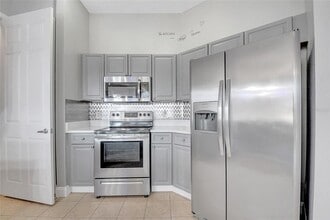 617 Terrace Ridge Cir in Davenport, FL - Building Photo - Building Photo