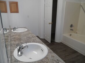 1194 Fort Smith Blvd in Deltona, FL - Building Photo - Building Photo