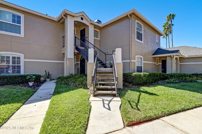 1655 The Greens Way in Jacksonville Beach, FL - Building Photo - Building Photo