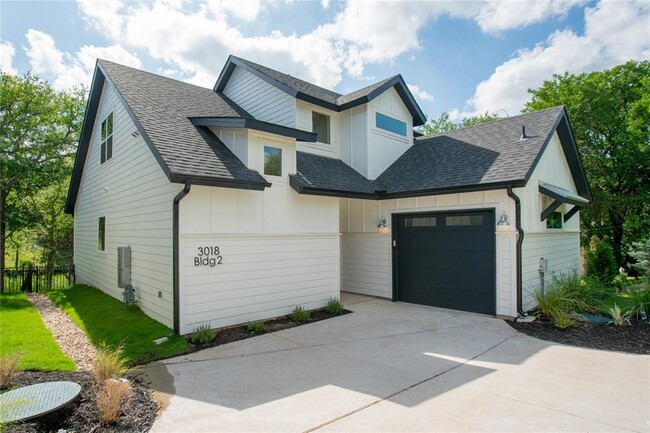 property at 3018 Sunridge Dr