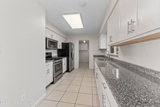 420 S Tropical Trail in Merritt Island, FL - Building Photo - Building Photo