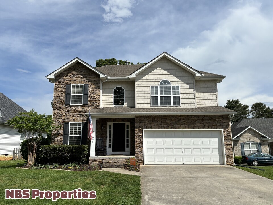 10060 Madison Ridge Ln in Knoxville, TN - Building Photo