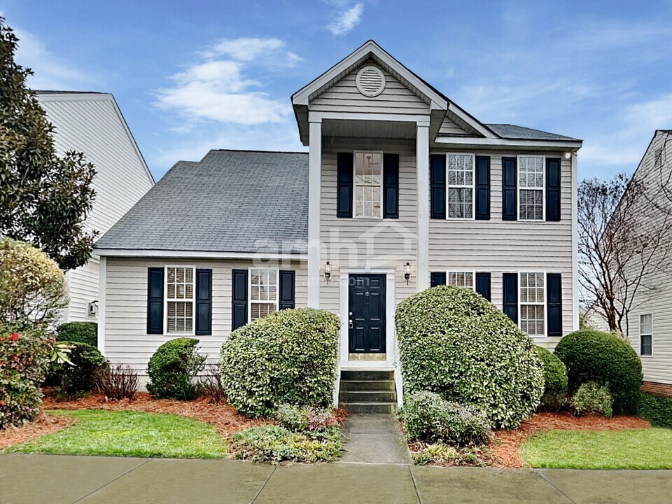 148 Danesway Dr in Holly Springs, NC - Building Photo