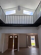 1315 Ameluxen Ave in La Puente, CA - Foto de edificio - Building Photo