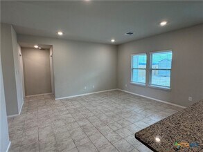 1104 Prairie Clover Rd, Unit 1707C in Killeen, TX - Foto de edificio - Building Photo