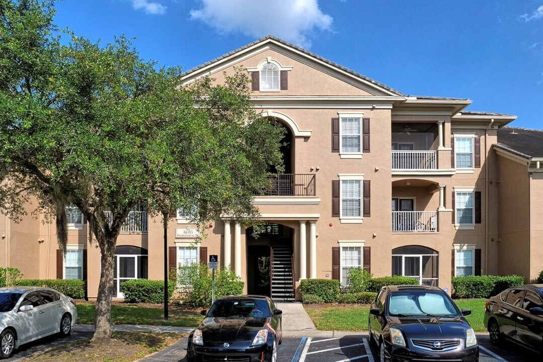 14353 Fredricksburg Dr in Orlando, FL - Building Photo