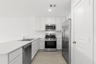 214 Farray Frst Ln St in Magnolia, TX - Building Photo - Building Photo