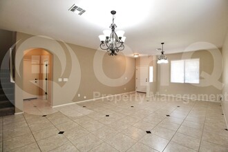 4313 E Folgers Rd in Phoenix, AZ - Building Photo - Building Photo