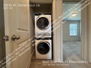 10694 W Springgold Ln in Boise, ID - Building Photo - Building Photo