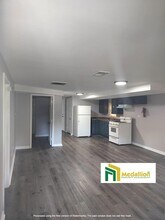 5515 W Hirsch St in Chicago, IL - Building Photo - Building Photo