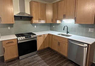 217 Norwood Ave, Unit Unit 1 in Buffalo, NY - Building Photo - Building Photo