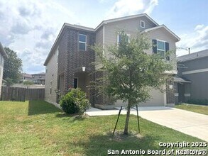2006 Prometheus Cv in San Antonio, TX - Building Photo - Building Photo