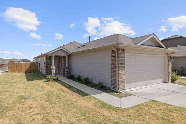 14013 Heywood Dr in Pflugerville, TX - Building Photo - Building Photo