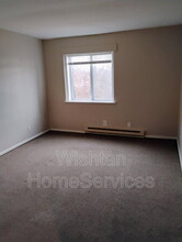 218 Charleston Blvd in Macomb, IL - Building Photo - Building Photo