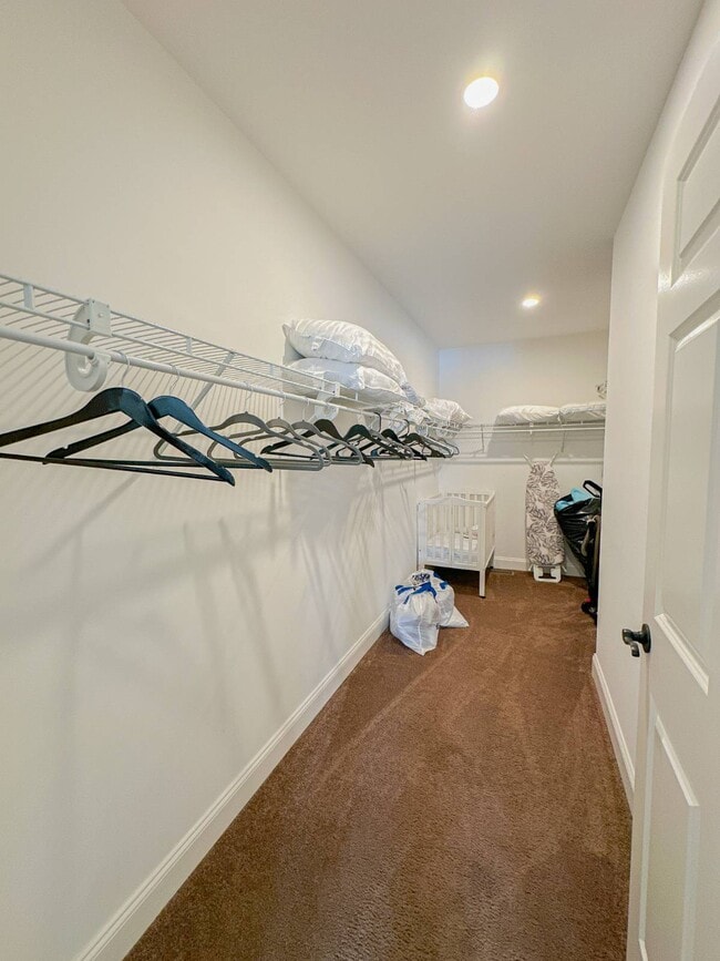 214 Taylor Rd in Stamford, NY - Building Photo - Building Photo