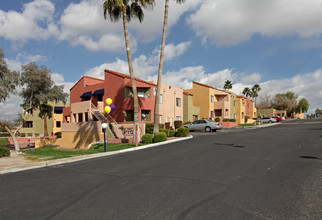 Ten50 Apartments in Tucson, AZ - Building Photo - Building Photo