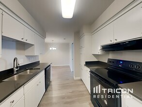 1713 Brown Trail in Hurst, TX - Building Photo - Building Photo