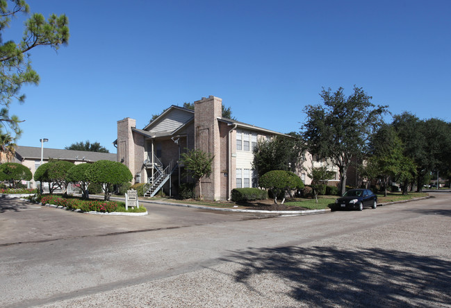 Meadows on Blue Bell in Houston, TX - Building Photo - Building Photo