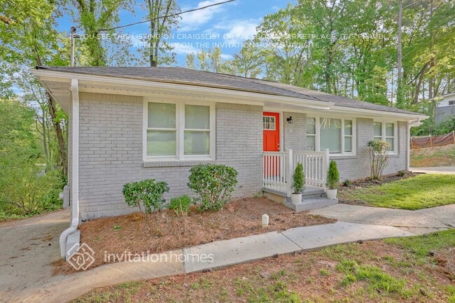 2859 Monterey Dr in Decatur, GA - Building Photo - Building Photo